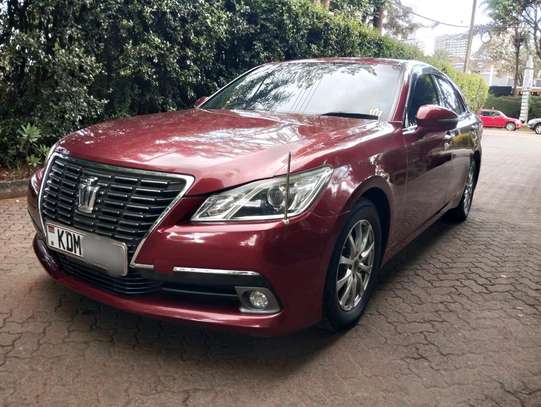 Toyota Crown Royal Saloon image 1