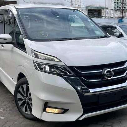 Nissan serena highway star image 2