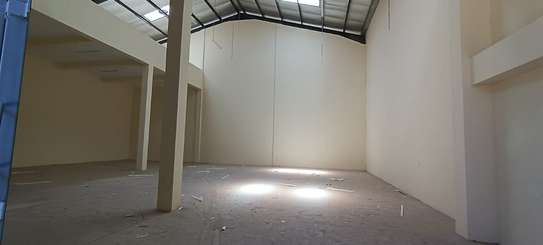6,000 ft² Warehouse with Parking in Ruiru image 16