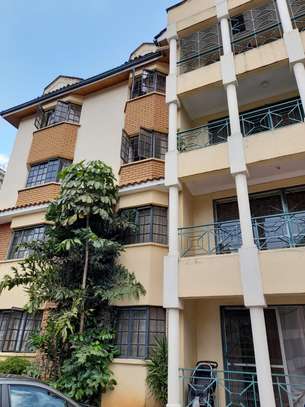 3 bedroom apartment for sale in Kilimani image 6