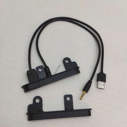 Aux and Usb Radio Fitting Side Spacers. image 1