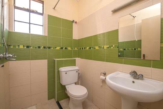 3 Bed House with En Suite in Athi River image 6
