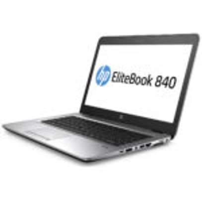 HP EliteBook 820 G4 Intel Core i5 7th Gen 8GB/256GB image 3