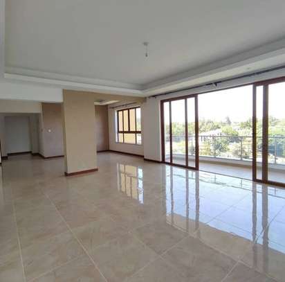 3 Bed Apartment with En Suite in Lavington image 5
