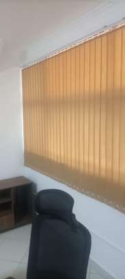 Durable office curtain. image 3