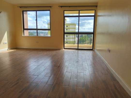 2 Bed Apartment with En Suite in Lavington image 3