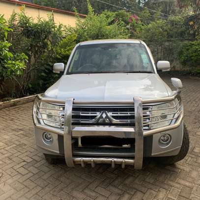 2010 Pajero Expat driven image 11