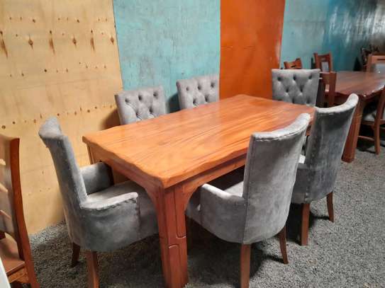6-seater chesterfield dinng table image 1
