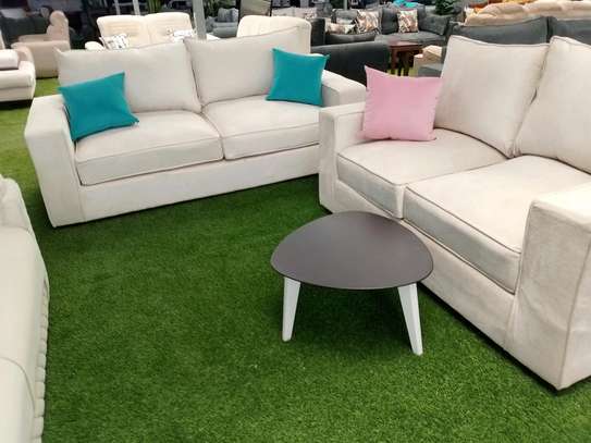 Furniture 5 seater image 2