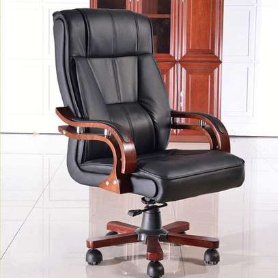 Office Chair: Bliss Executive Seat For Ultimate Comfort image 5