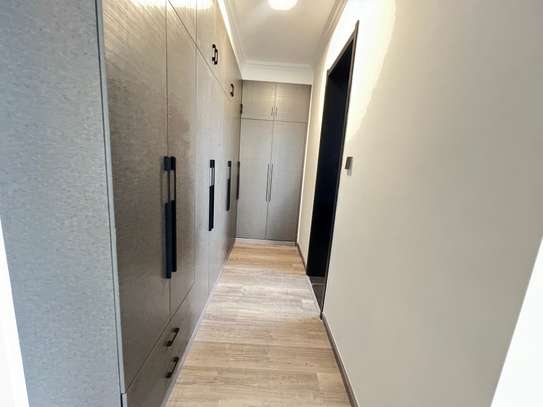 4 Bed Apartment with En Suite in Kileleshwa image 12