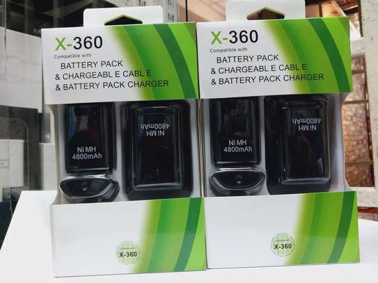 Microsoft Xbox 360 Rechargeable Battery Kit image 1
