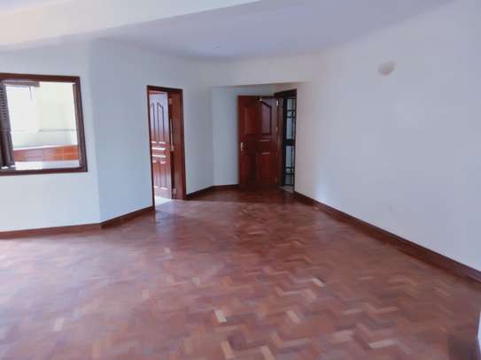 3 Bed Apartment with En Suite at Off Mandera Road image 4
