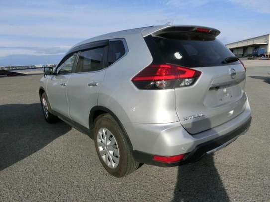 Nissan X-trail image 3
