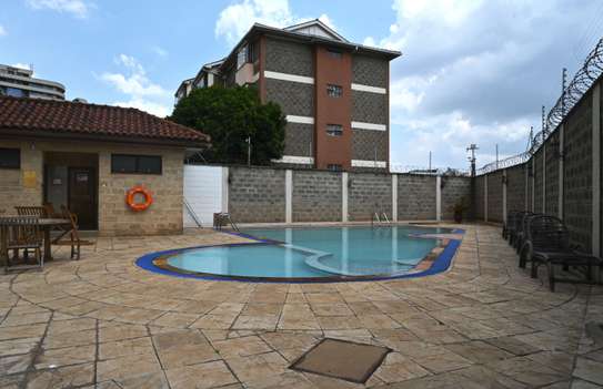 Furnished 2 Bed Apartment with En Suite in Upper Hill image 5