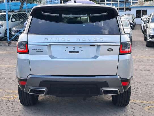 Range Rover sport 2018 Diesel image 9