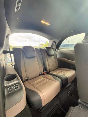 MERCEDES-BENZ GLS400D image 6