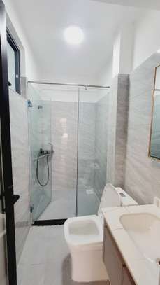 2 Bed Apartment with En Suite in Kilimani image 7