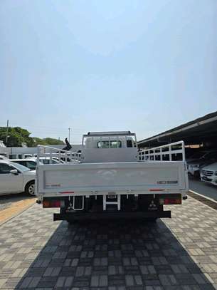 Mitsubishi Fuso Manual Diesel 2018 image 3
