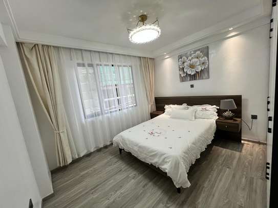 2 Bed Apartment with En Suite at Argwings Kodhek image 6