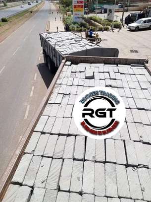 HIGH QUALITY STONE,SAND AND BALLAST FOR SALE image 2