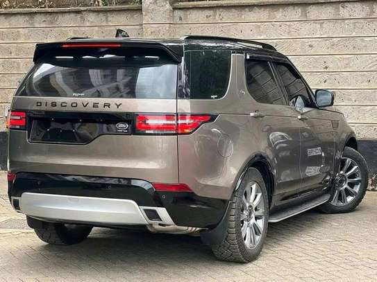 2017 Land Rover Discovery 5 Local 3.0L Diesel image 6