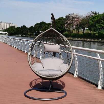 Hammock Swing: Modern Rattan Chair, Cozy & Elegant Style image 5