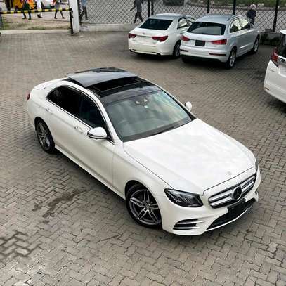 Mercedes Benz E350 white ♥️ AmG image 10