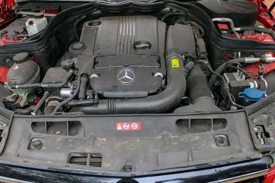 Mercedes benz c200 image 11