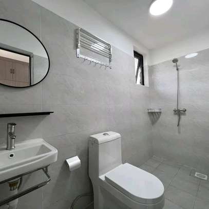 2 Bed Apartment with En Suite at Off Wood Avenue image 8