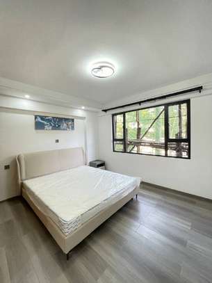 3 Bed Apartment with En Suite in Lavington image 8