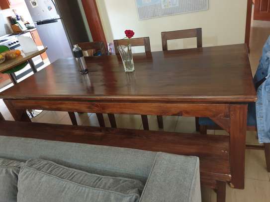 Mahogany Hardwood Dining table with a bench and 5 chairs image 1