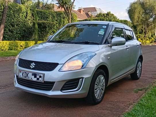 Suzuki swift 2015 image 4