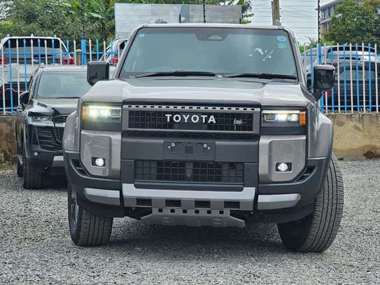 2024 Toyota land cruiser Prado ZX image 5