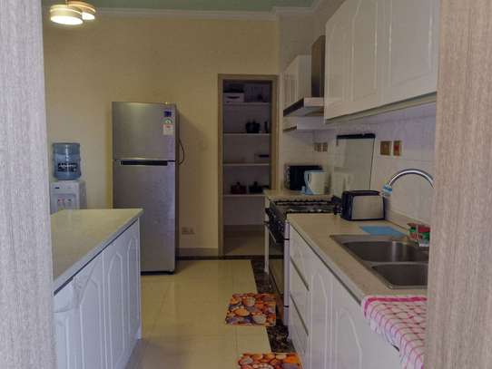 3 Bed Apartment with En Suite in Kilimani image 20