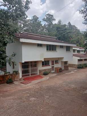 4 Bed House with En Suite at Peponi Road image 4