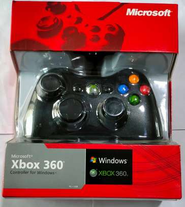 Microsoft XBOX 360 Wired Controller-Black image 1