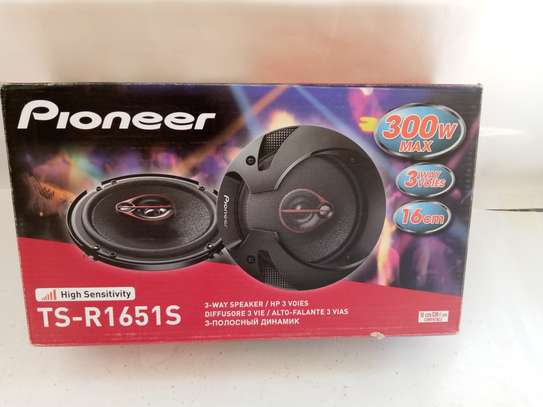 Pioneer TS-R1651s - 6 1/2" 3 Way Speakers 300W. image 1