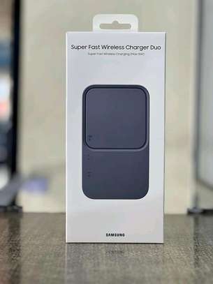 Wireless charger duo image 1