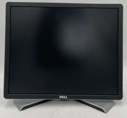 Dell P1914sc 19 Monitor Black image 1