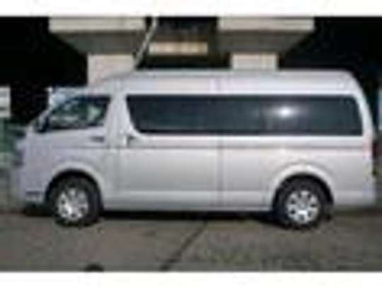 TOYOTA HIECE AUTO DIESEL COMUTER 18 SEATER. image 7