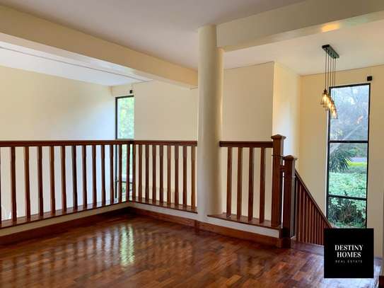 4 Bed Townhouse with En Suite in Karen image 14