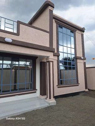 Selling brand new 3roof 4bedroom image 14