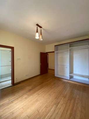 4 Bed Apartment with En Suite in Kilimani image 29