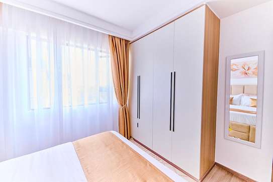 Furnished 1 Bed Apartment with Gym in Valley Arcade image 11