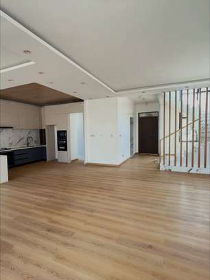 5 Bed Townhouse with En Suite at Lavington Green image 6