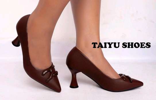 Taiyu closed heels image 8