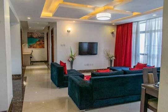 5 Bed Apartment with En Suite at Hatheru Road image 16