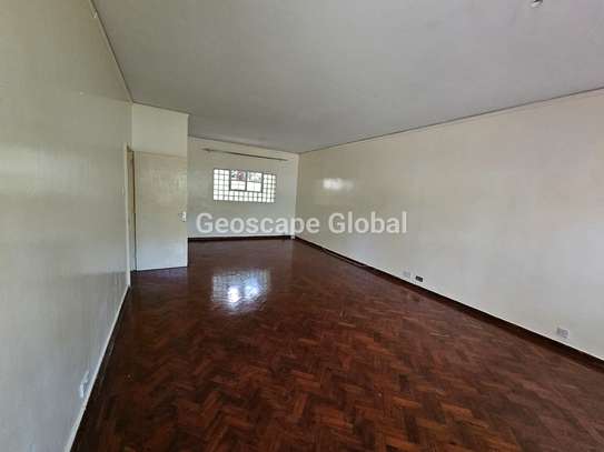 2 Bed House with Garden in Riverside image 13
