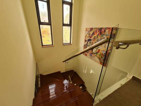 Serviced 2 Bed Apartment with En Suite in Lavington image 12